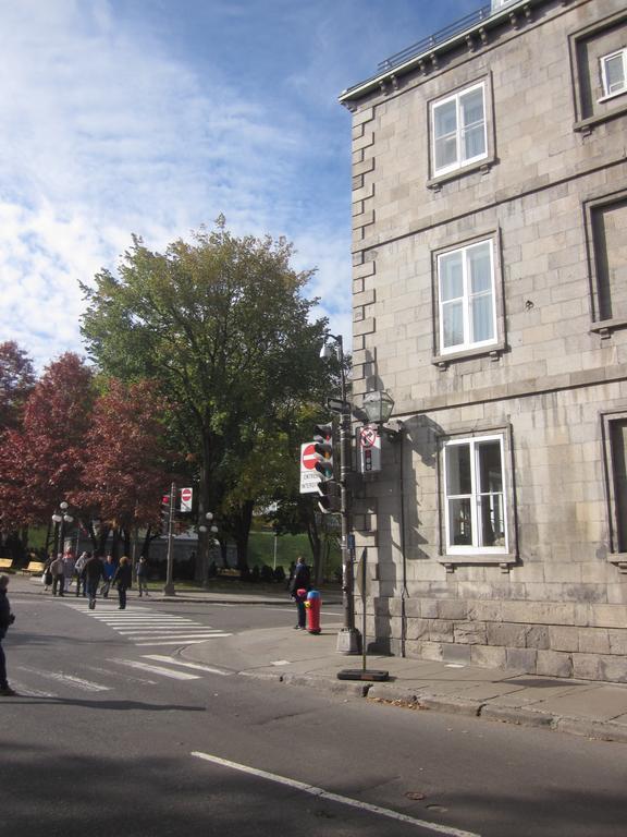 Hotel Manoir De L'Esplanade Quebec City Exterior photo